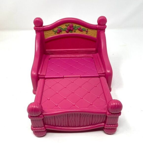 Vintage 1998 Fisher Price Briar Berry Bears Fold Out Chair Pull Out Bed - Picture 1 of 5